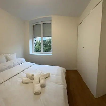 Apartment 1 Genas